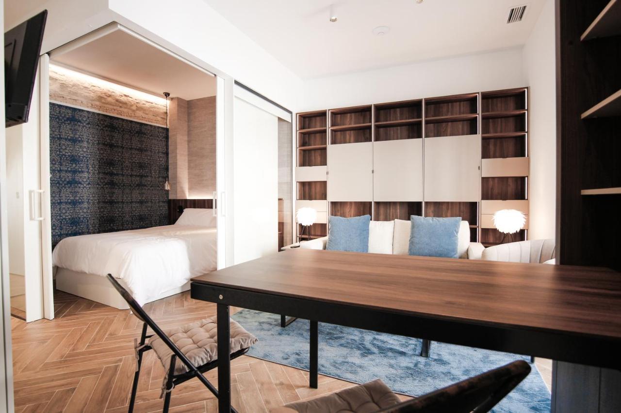 Alohamundi Cabo Noval Apartment Sevilla Bagian luar foto