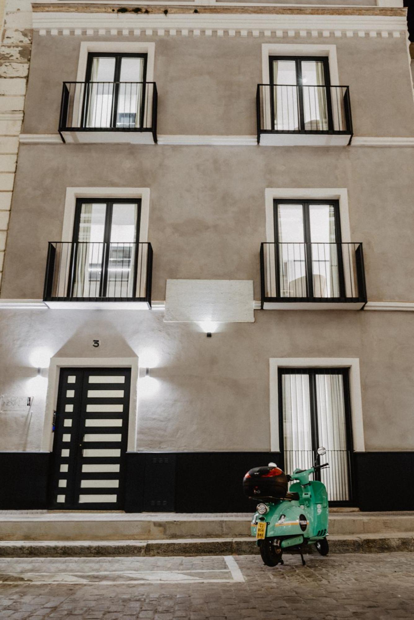 Alohamundi Cabo Noval Apartment Sevilla Bagian luar foto