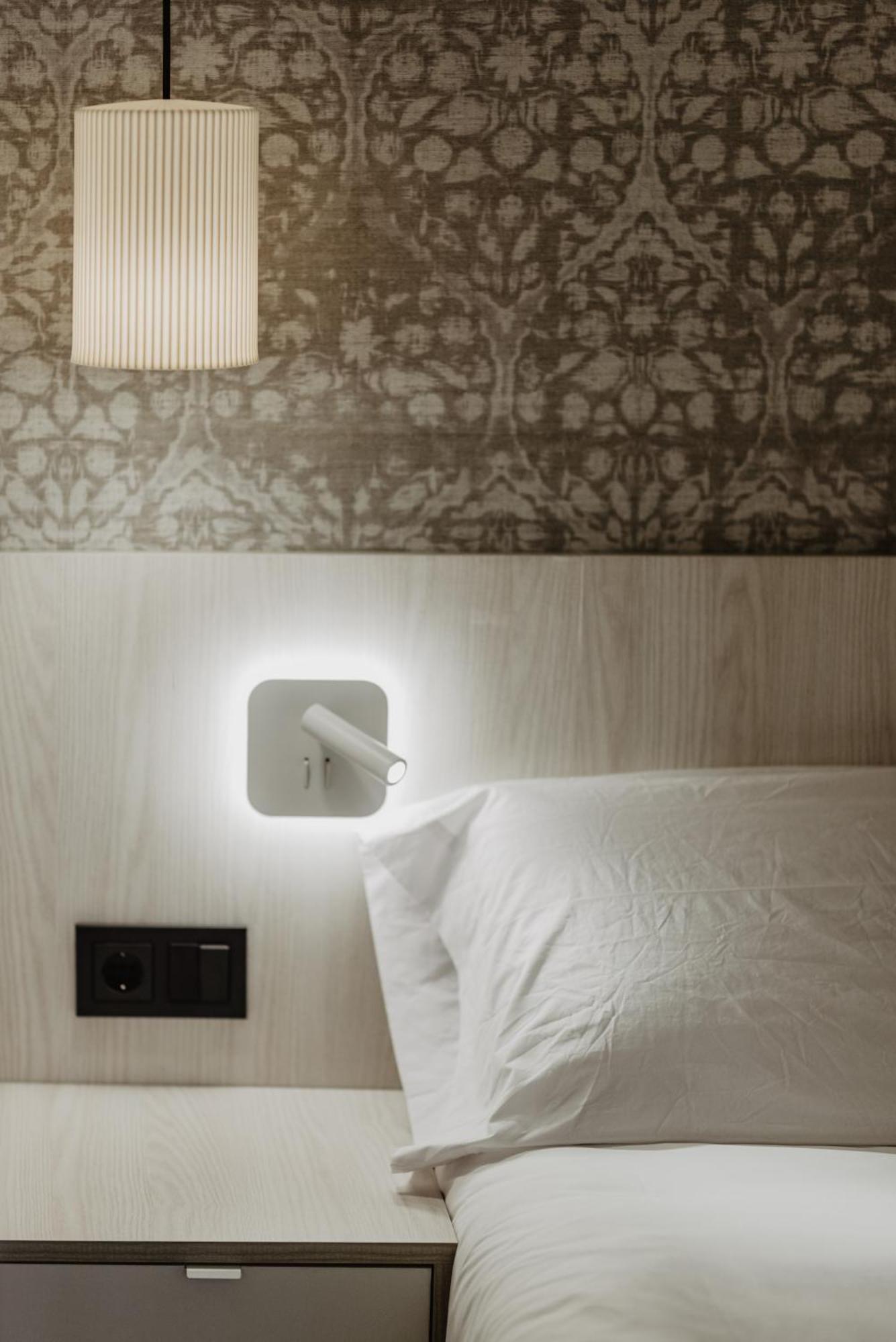 Alohamundi Cabo Noval Apartment Sevilla Bagian luar foto